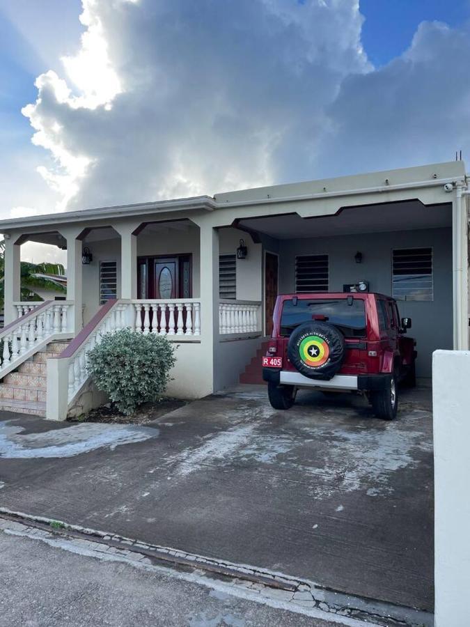 Mountain View Apartment Basseterre Esterno foto